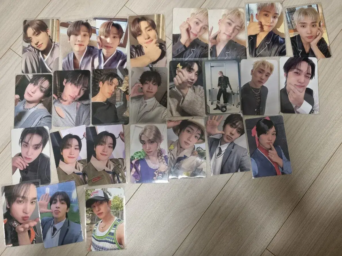 THE BOYZ | 더보이즈 The Boyz Fan Club 6th and 7th Generation